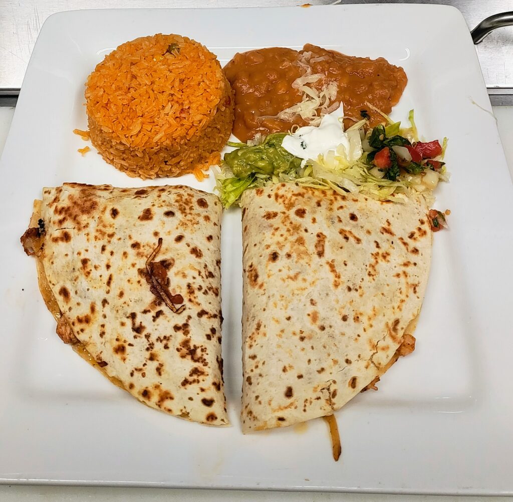 NACHOS GRILL Y QUESADILLAS GRILL